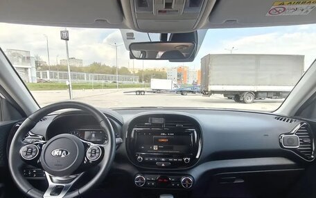 KIA Soul III, 2021 год, 2 400 000 рублей, 15 фотография