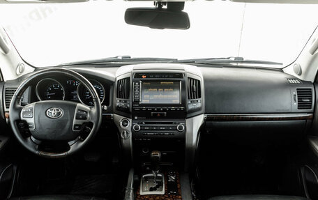 Toyota Land Cruiser 200, 2011 год, 3 420 000 рублей, 13 фотография