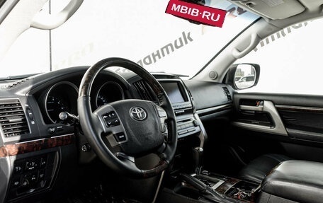 Toyota Land Cruiser 200, 2011 год, 3 420 000 рублей, 10 фотография