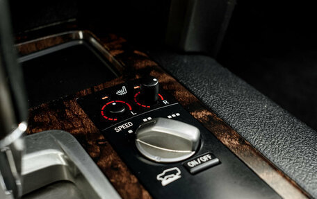Toyota Land Cruiser 200, 2011 год, 3 420 000 рублей, 23 фотография