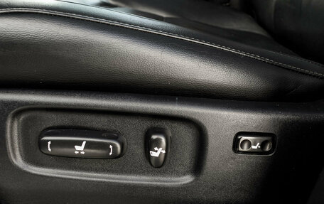 Toyota Land Cruiser 200, 2011 год, 3 420 000 рублей, 28 фотография