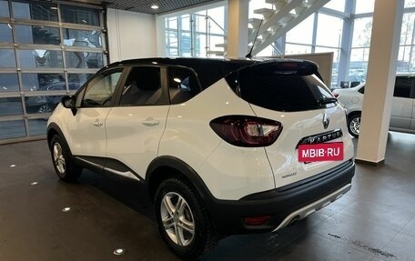 Renault Kaptur I рестайлинг, 2017 год, 1 265 000 рублей, 5 фотография