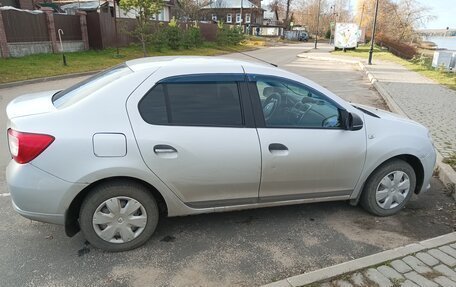 Renault Logan II, 2015 год, 500 000 рублей, 7 фотография