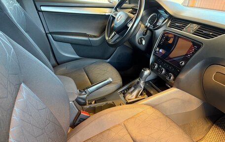 Skoda Octavia, 2019 год, 1 740 000 рублей, 10 фотография
