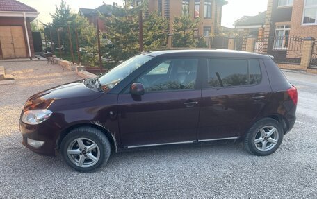 Skoda Fabia II, 2013 год, 650 000 рублей, 3 фотография
