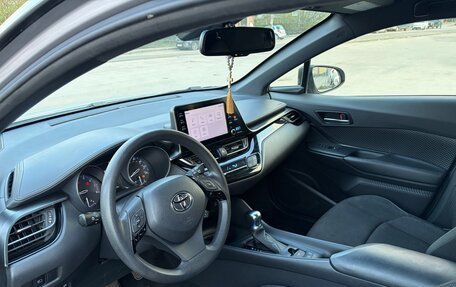 Toyota C-HR I рестайлинг, 2019 год, 2 099 000 рублей, 7 фотография