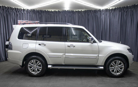 Mitsubishi Pajero IV, 2019 год, 3 798 000 рублей, 4 фотография