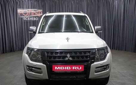 Mitsubishi Pajero IV, 2019 год, 3 798 000 рублей, 2 фотография