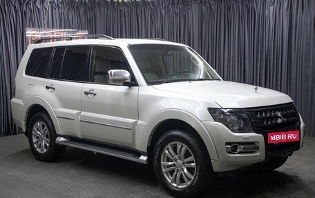 Mitsubishi Pajero IV, 2019 год, 3 798 000 рублей, 3 фотография