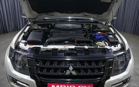 Mitsubishi Pajero IV, 2019 год, 3 798 000 рублей, 9 фотография
