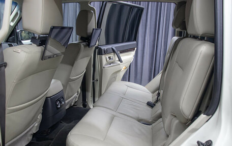 Mitsubishi Pajero IV, 2019 год, 3 798 000 рублей, 12 фотография