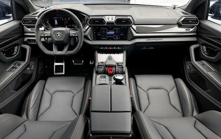 Lamborghini Urus I, 2025 год, 42 880 000 рублей, 17 фотография