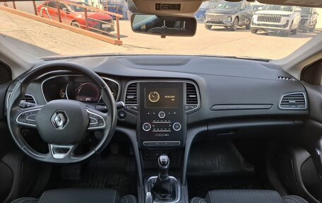 Renault Megane IV, 2018 год, 1 300 000 рублей, 10 фотография
