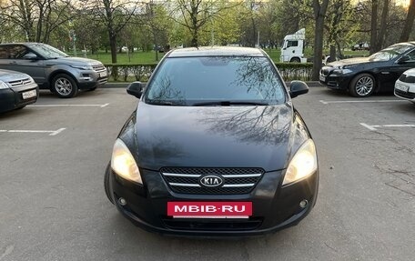 KIA cee'd I рестайлинг, 2009 год, 610 000 рублей, 2 фотография