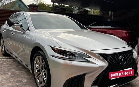 Lexus LS IV, 2018 год, 4 890 000 рублей, 2 фотография