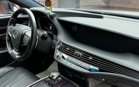 Lexus LS IV, 2018 год, 4 890 000 рублей, 19 фотография
