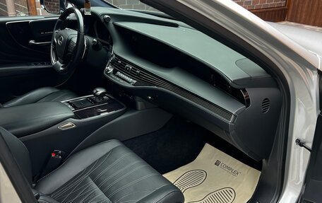 Lexus LS IV, 2018 год, 4 890 000 рублей, 18 фотография