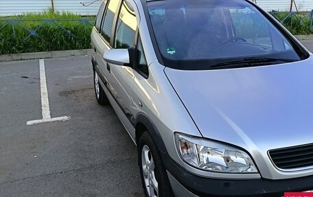 Opel Zafira A рестайлинг, 2001 год, 545 000 рублей, 3 фотография
