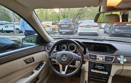 Mercedes-Benz E-Класс, 2013 год, 2 400 000 рублей, 4 фотография