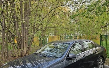 Mercedes-Benz E-Класс, 2013 год, 2 400 000 рублей, 13 фотография