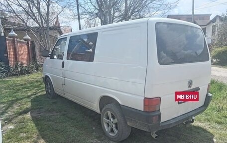 Volkswagen Transporter T4, 1993 год, 700 000 рублей, 2 фотография