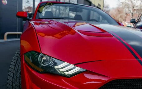 Ford Mustang VI рестайлинг, 2019 год, 2 999 999 рублей, 8 фотография