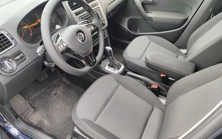 Volkswagen Polo VI (EU Market), 2017 год, 1 200 000 рублей, 14 фотография