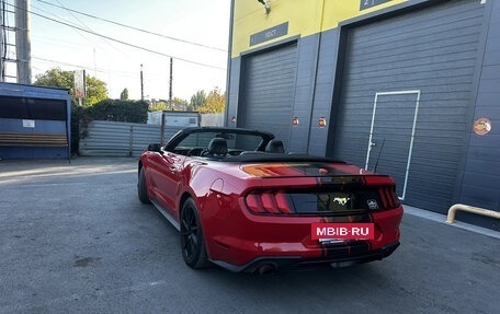 Ford Mustang VI рестайлинг, 2019 год, 2 999 999 рублей, 6 фотография