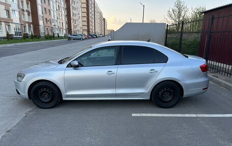 Volkswagen Jetta VI, 2011 год, 800 000 рублей, 4 фотография