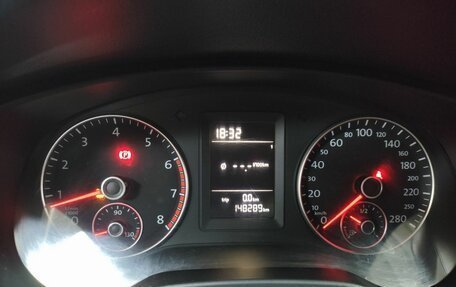 Volkswagen Jetta VI, 2013 год, 1 112 000 рублей, 16 фотография