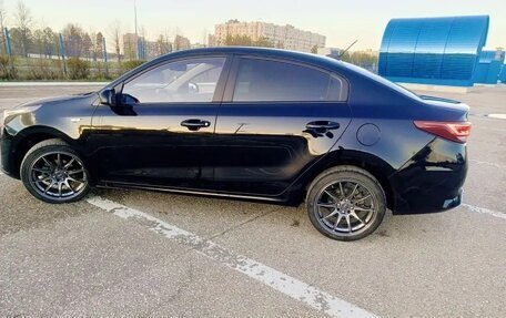 KIA Rio IV, 2021 год, 1 680 000 рублей, 4 фотография