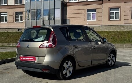 Renault Scenic III, 2011 год, 680 000 рублей, 2 фотография