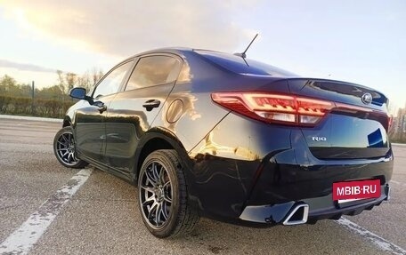 KIA Rio IV, 2021 год, 1 680 000 рублей, 6 фотография