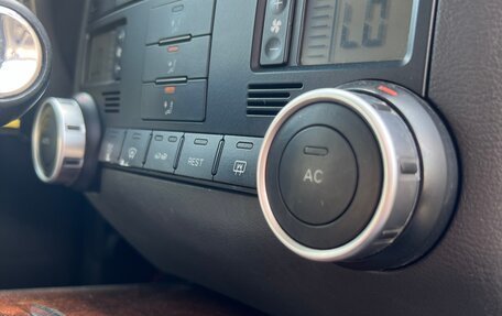 Volkswagen Touareg III, 2007 год, 1 500 000 рублей, 29 фотография
