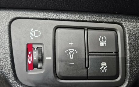Hyundai Solaris II рестайлинг, 2019 год, 1 289 000 рублей, 16 фотография