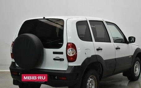 Chevrolet Niva I рестайлинг, 2017 год, 740 000 рублей, 4 фотография
