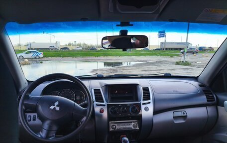 Mitsubishi Pajero Sport II рестайлинг, 2011 год, 1 250 000 рублей, 6 фотография