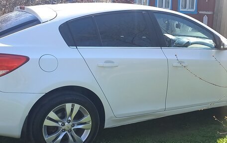 Chevrolet Cruze II, 2013 год, 825 000 рублей, 6 фотография