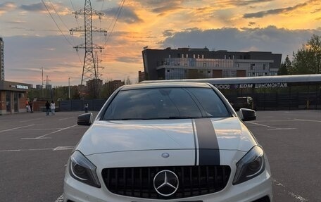 Mercedes-Benz A-Класс, 2015 год, 1 899 999 рублей, 1 фотография