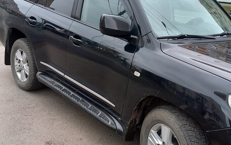 Toyota Land Cruiser 200, 2008 год, 2 600 000 рублей, 13 фотография