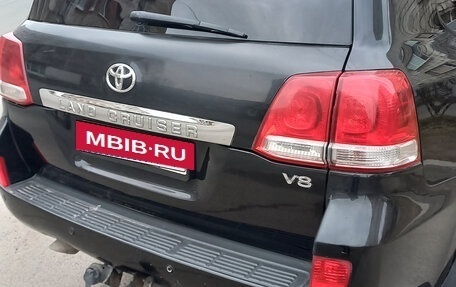 Toyota Land Cruiser 200, 2008 год, 2 600 000 рублей, 2 фотография