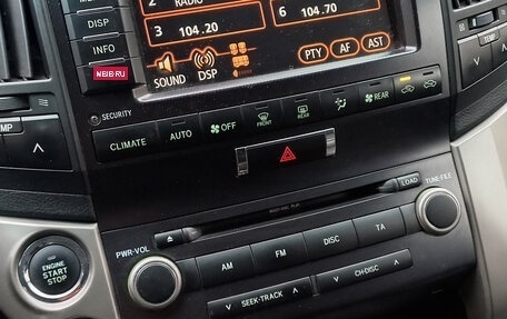 Toyota Land Cruiser 200, 2008 год, 2 600 000 рублей, 10 фотография