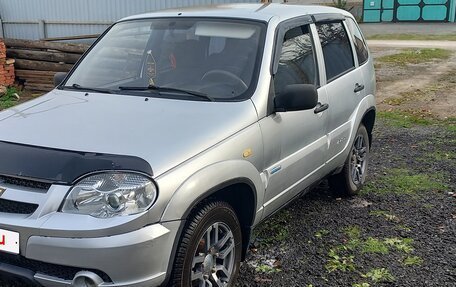 Chevrolet Niva I рестайлинг, 2009 год, 500 000 рублей, 6 фотография