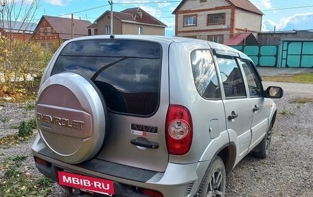 Chevrolet Niva I рестайлинг, 2009 год, 500 000 рублей, 2 фотография