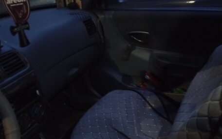 Hyundai Accent II, 2005 год, 400 000 рублей, 2 фотография