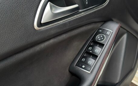 Mercedes-Benz A-Класс, 2015 год, 1 899 999 рублей, 16 фотография