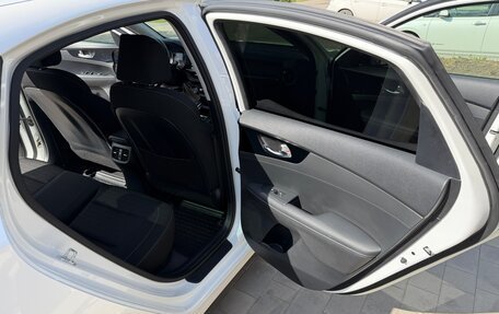 KIA Cerato IV, 2020 год, 2 200 000 рублей, 15 фотография