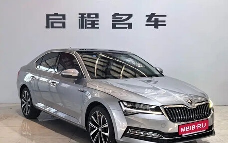 Skoda Superb III рестайлинг, 2023 год, 2 099 000 рублей, 3 фотография