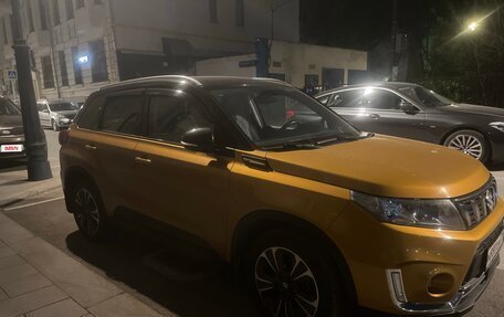 Suzuki Vitara II рестайлинг, 2019 год, 1 800 000 рублей, 2 фотография