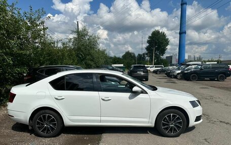 Skoda Octavia, 2017 год, 1 200 000 рублей, 2 фотография
